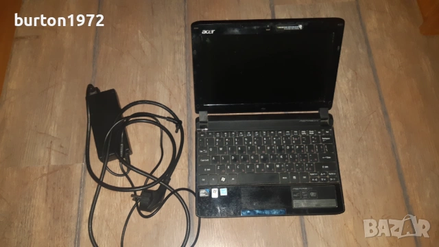 Малък лаптоп Acer