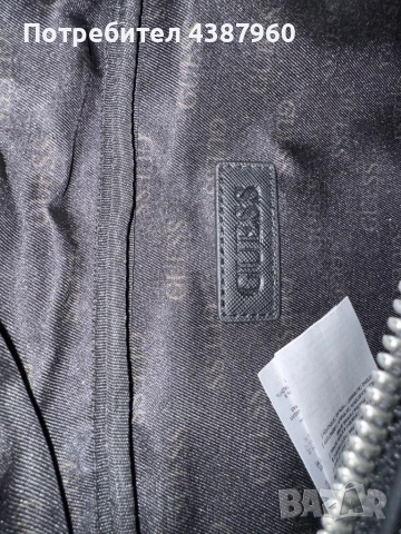 Черна чанта за кръста Guess, снимка 3 - Чанти - 53190425