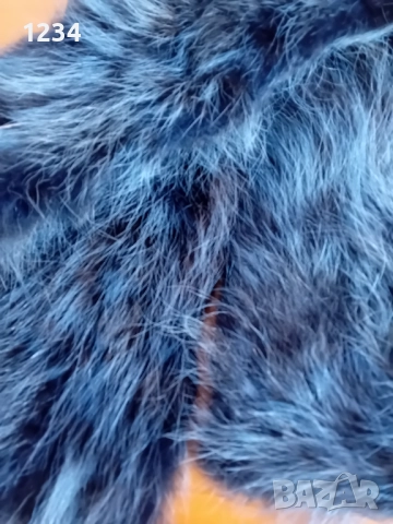 Син шал от естествена кожа на ракун , снимка 3 - Шалове - 52985492