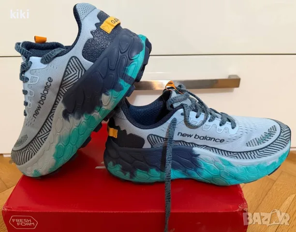 Дамски маратонки New Balance , снимка 2 - Маратонки - 56444125