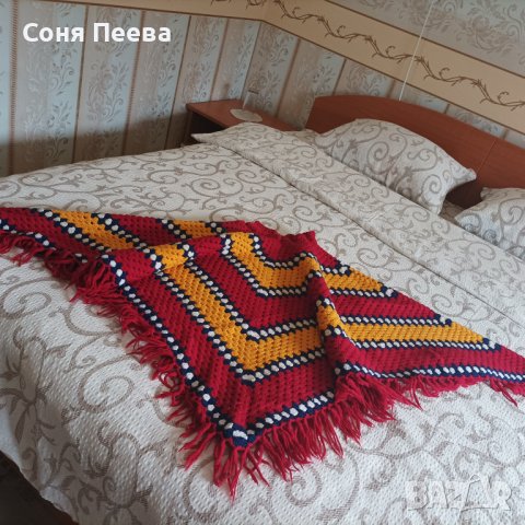 Пончо ръчно плетено 75/4.60, снимка 3 - Жилетки - 38797498