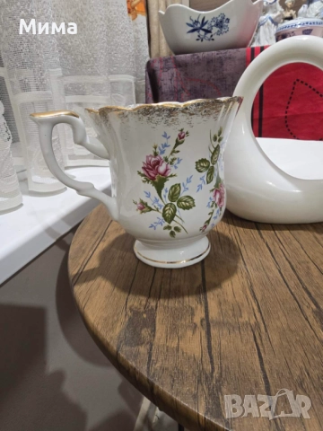 Голяма порцеланова чаша