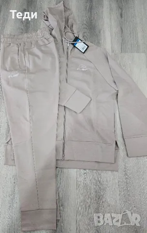 Дамски екип Flair , снимка 2 - Спортни екипи - 49848579