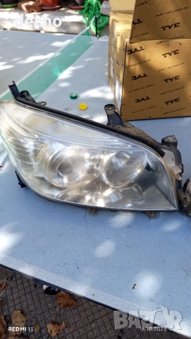 фарове за тойота рав4, снимка 2 - Части - 52076280