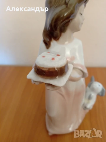 Порцеланова сатуетка Маркирана, снимка 6 - Статуетки - 50495949