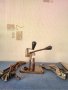 Ловджийски стари машинка за патрони и висулки за пътпъдъци,яребици,,Журалди"кожени., снимка 1 - Антикварни и старинни предмети - 39386357