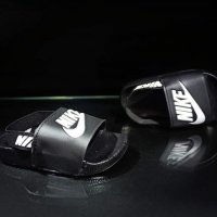 Детски чехли - сандали Nike , снимка 1 - Детски сандали и чехли - 37148389