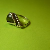 Старинен сребърен пръстен с естествен камък, снимка 1 - Пръстени - 40387732