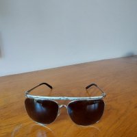 Луксозни слънчеви очила Burberry , снимка 3 - Слънчеви и диоптрични очила - 42064936