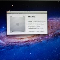 Настолен компютър MAC PRO , снимка 1 - Работни компютри - 37280261