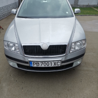 Skoda, снимка 4 - Автомобили и джипове - 44582867