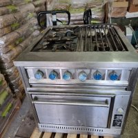 Професионална печка, снимка 1 - Друго търговско оборудване - 35465044