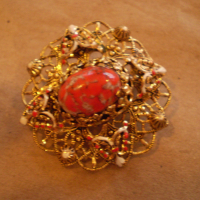 Винтич брошка филигран с червено многоцветно стъкло, снимка 5 - Антикварни и старинни предмети - 36409612