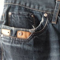 Revolt Jeans. Italy Size 32 Много яки дънки, снимка 3 - Дънки - 40391164