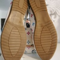 Обувки N39, подарък чантичка, снимка 5 - Дамски ежедневни обувки - 30094833