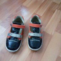 Детски маратонки Reebok и ортопедични обувки Колев, снимка 15 - Детски маратонки - 25196846