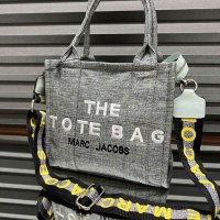 Mark Jacobs нова дамска чанта, снимка 1 - Чанти - 41649708