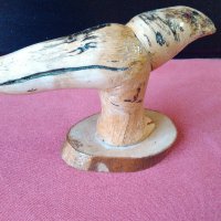 Дървен настолен орел,ръчно изработен, снимка 3 - Сувенири от дърво - 39780105