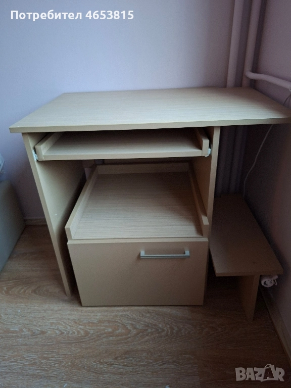 Бюро за работа с компютър, снимка 1