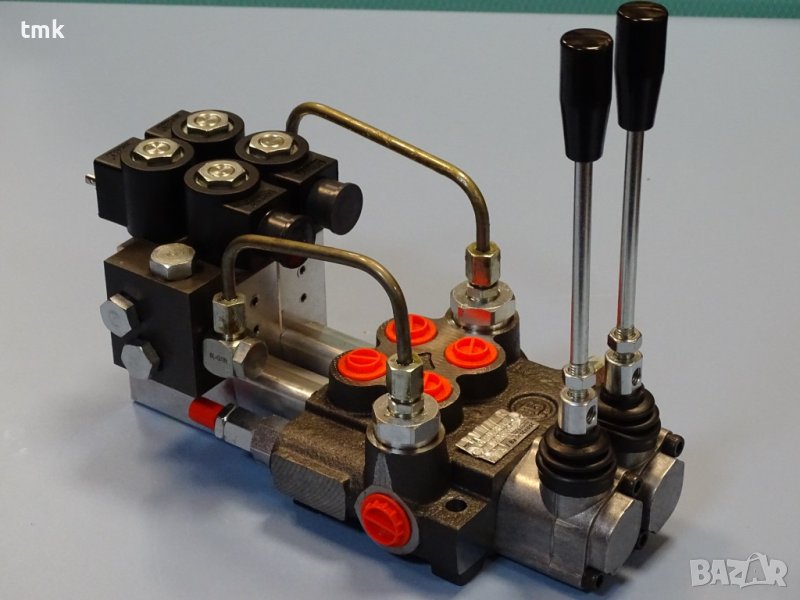Хидравличен разпределител комбиниран "Бъдещност" 02Z50/VRP/2X/VRE 24VDC, 50L, 2 секции, снимка 1