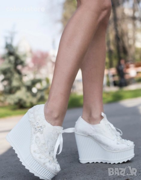 Обувки на платформа - бели - 710-05, снимка 1