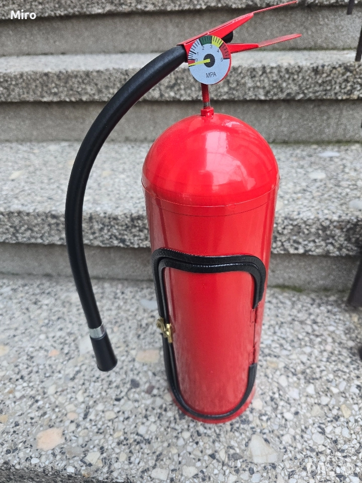 Пожарогасител Мини Бар за Уиски, Вино и др. - Подарък Сувенир, снимка 1