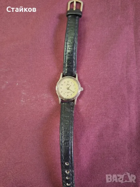 дамски часовник Q&Q, снимка 1