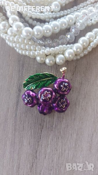 Брошка боровинки, снимка 1