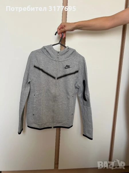 Спортна горница Nike tech fleece, снимка 1
