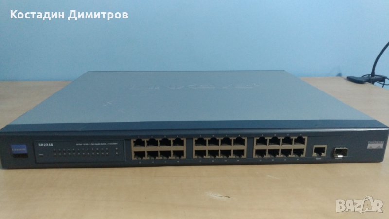 Интернет суич Cisco Linksys SR224G с 24 порта, снимка 1