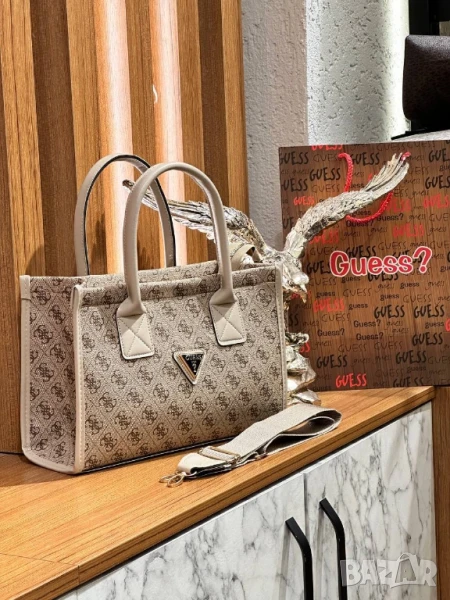 чанти guess , снимка 1