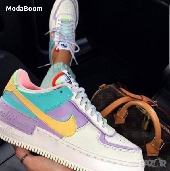 Дамски обувки Nike Air Force 1, снимка 1