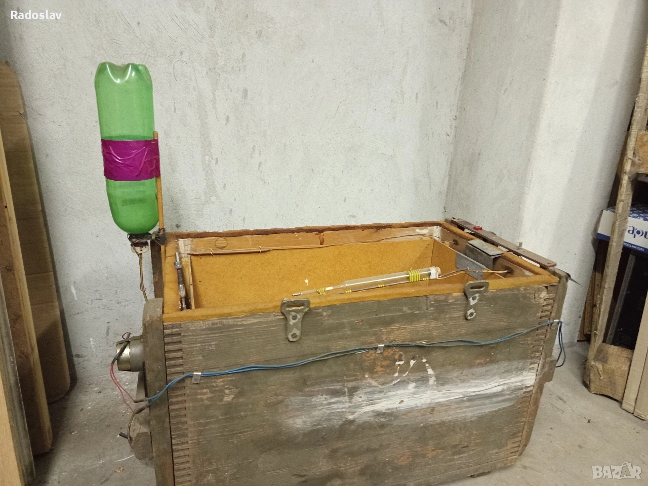 инкобатор стар, снимка 1
