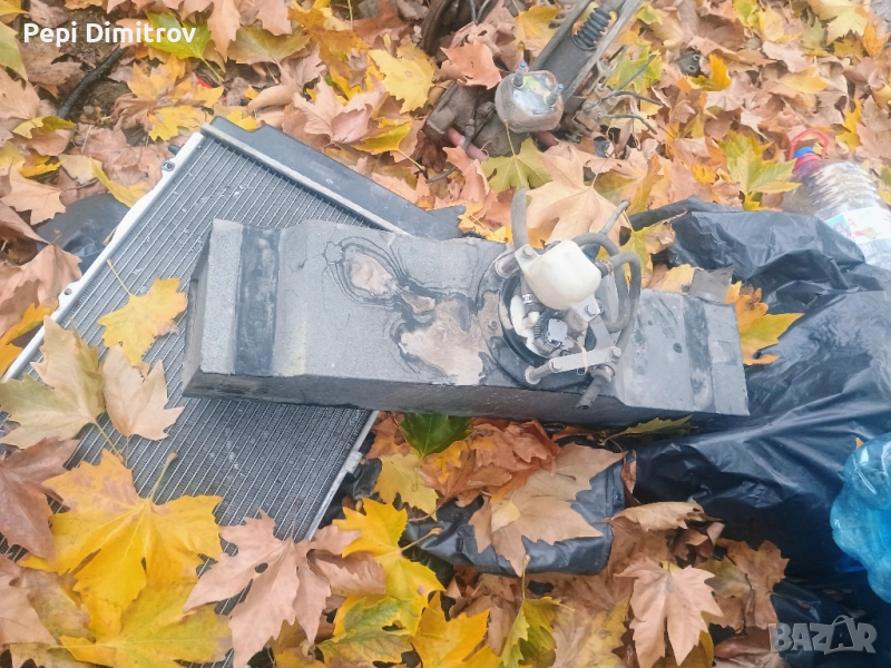 Резервоар бензин Opel Zafira B 1.6 CNG 2005 и 2015 г.,, снимка 1