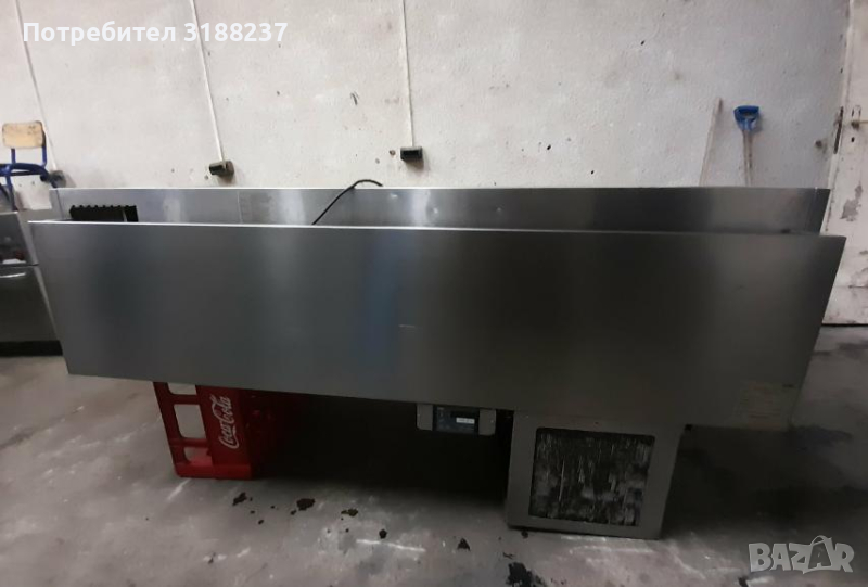 Стилна сладкарска витрина за вграждане, снимка 1