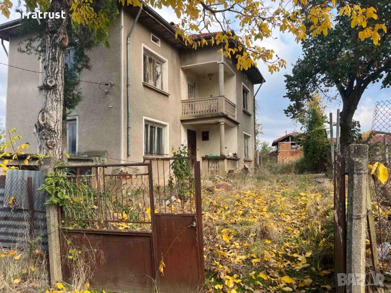 Къща с прилежащ терен, с. Голяма Желязна, обл. Ловеч, снимка 1