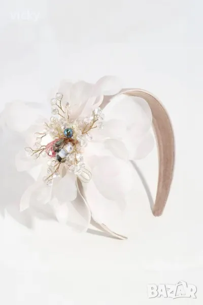 Диадема с голямо цвете, вдъхновена от Petite Fleur, снимка 1