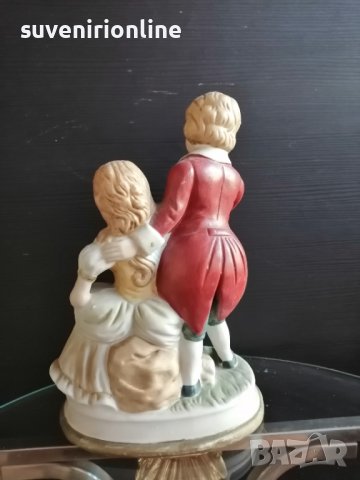 Стара декоративна статуетка , снимка 2 - Статуетки - 39999224