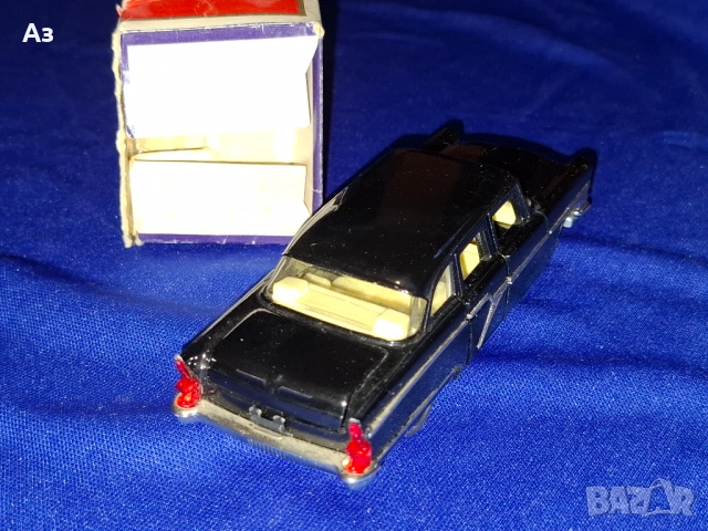 Руски съветски модел автомобил ГАЗ-13 Чайка А15 1:43 Сделано в СССР, снимка 4 - Колекции - 52080445