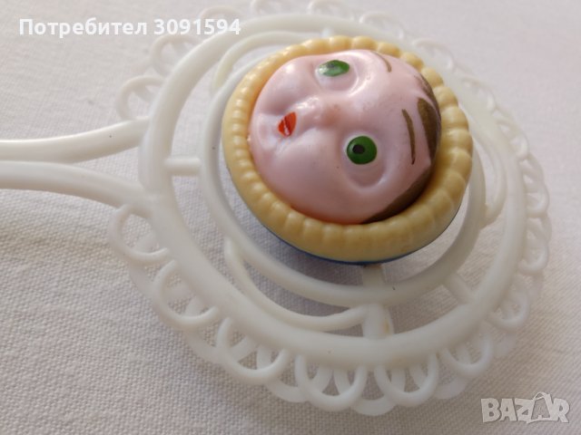 Ретро стара бебешка играчка Бакелитова дрънкалка от твърда пластмаса не използвана., снимка 4 - Други ценни предмети - 42896556