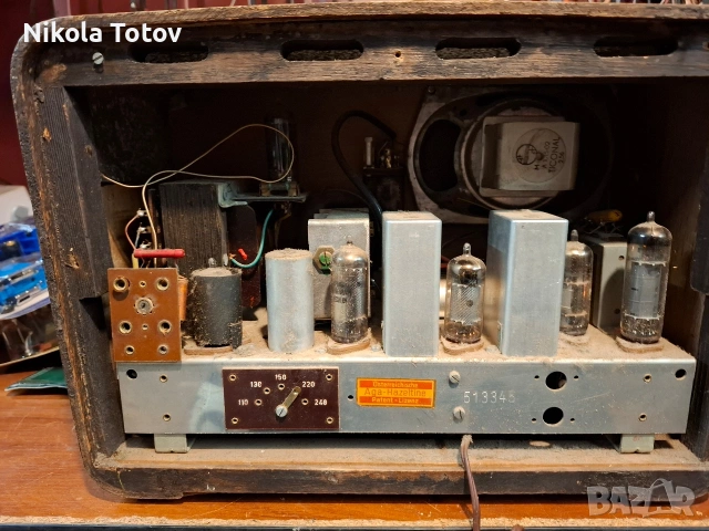 Продава се малко странно дървено радио, снимка 9 - Антикварни и старинни предмети - 53080866