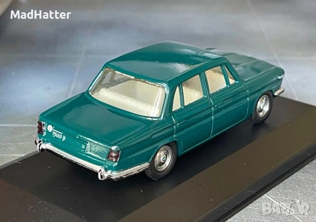 BMW 1500 - 1/43 - Dinky Toys - Колекционерски модел, снимка 3 - Колекции - 54275973