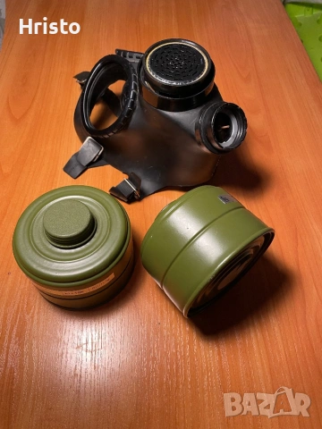 Противогаз с ДВА филтъра ПГ-1, снимка 5 - Антикварни и старинни предмети - 54030011