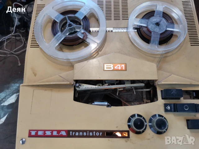 Tesla transistor b41, работещ магнитофон, снимка 9 - Радиокасетофони, транзистори - 50860627