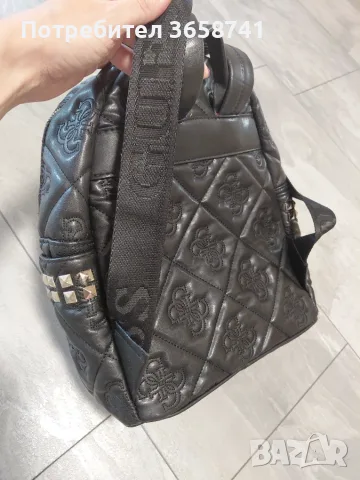 Дамска раница Guess, снимка 4 - Раници - 56182334