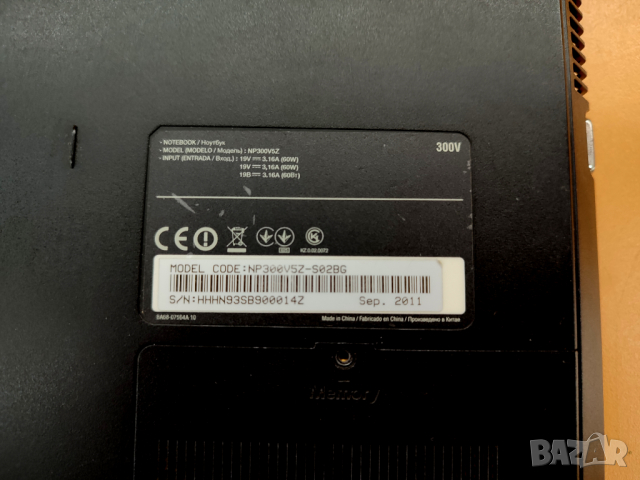 Samsung NP300V  на части, снимка 4 - Лаптопи за дома - 36518663