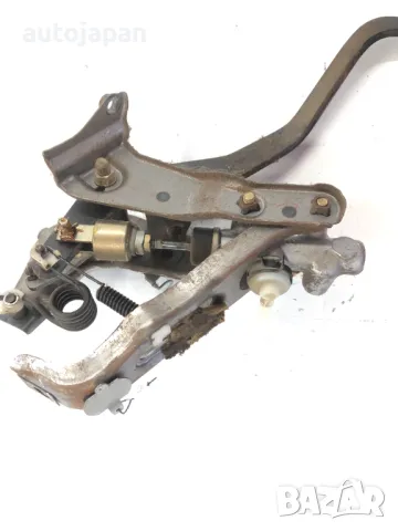 Педал съединител Toyota Avensis Verso 2.0 D 116hp 1CD, снимка 2 - Части - 47438038