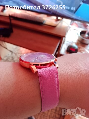 Дамски часовник в розов цвят., снимка 2 - Дамски - 40538281