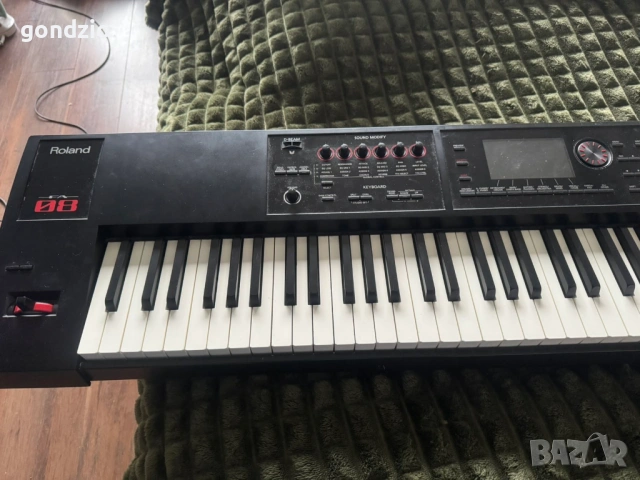 Продавам Roland FA-08, снимка 2 - Синтезатори - 53300365