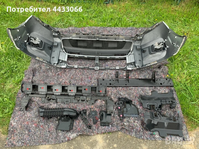 Toyota Hilux Invincible предна броня комплект , снимка 4 - Части - 54273472